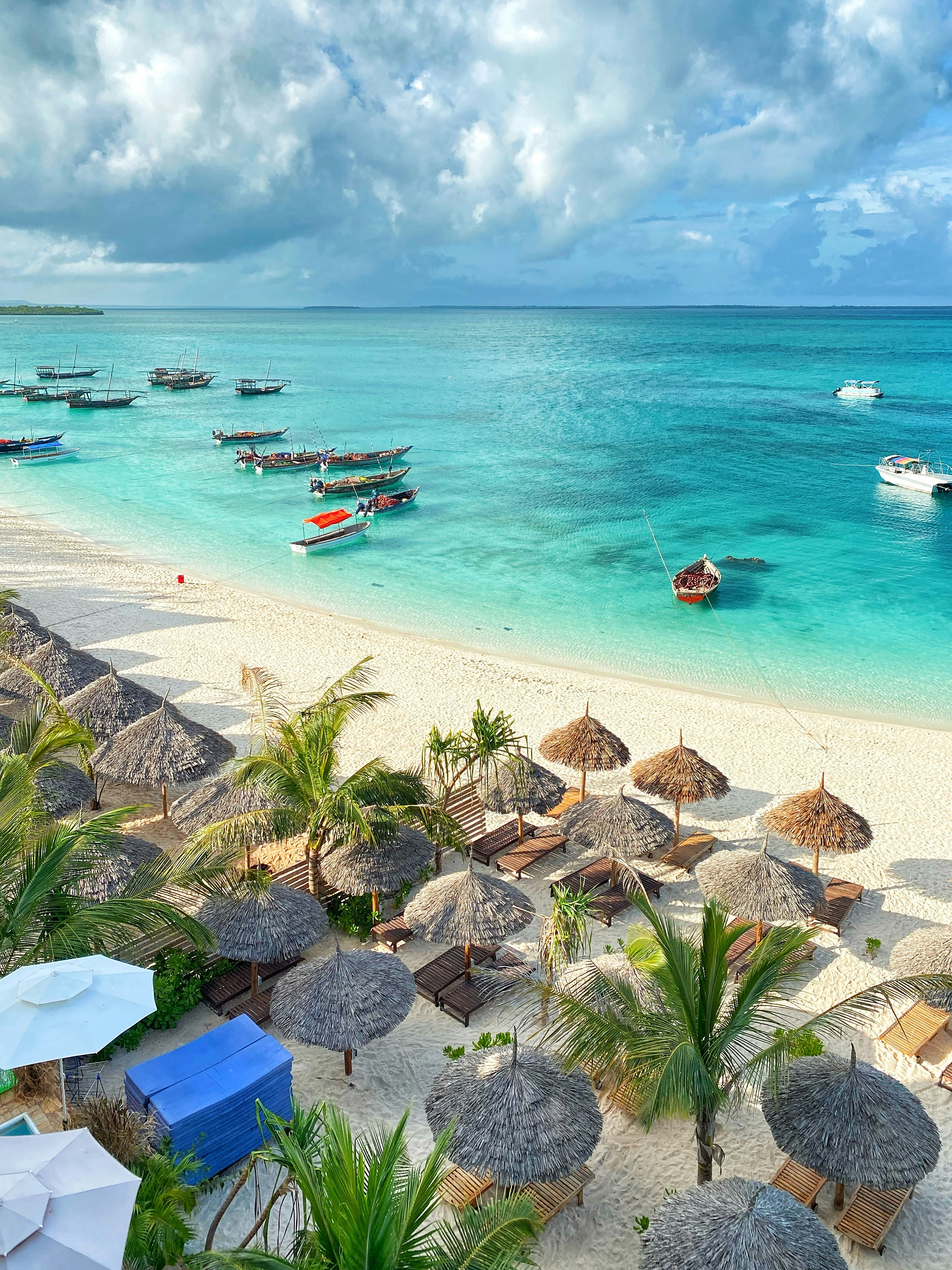 Beach & Zanzibar Tours